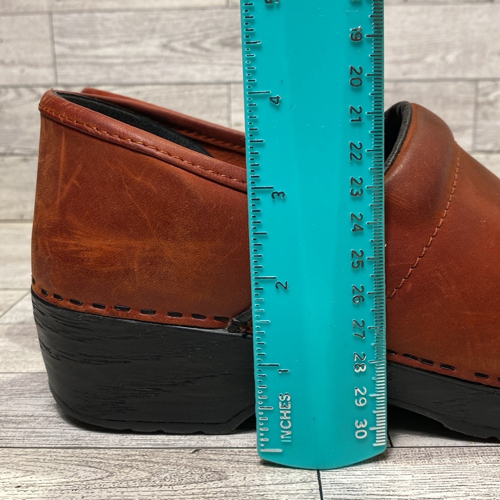 L.L. Bean Brown Leather Nurse Clog Slip-On Shoes Women’s 7 - Picture 13 of 16